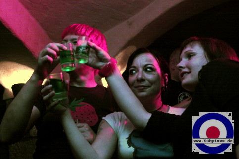 A Pony Named Olga (D) Subway To Peter, Chemnitz 17. Juni 2010 (23).JPG